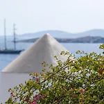 포르토 미코노스 4* Mykonos Town