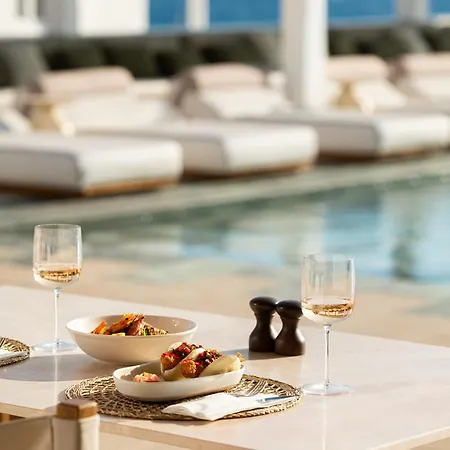 Porto Mykonos Ξενοδοχείο 4*