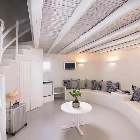 Porto Mykonos Hotel